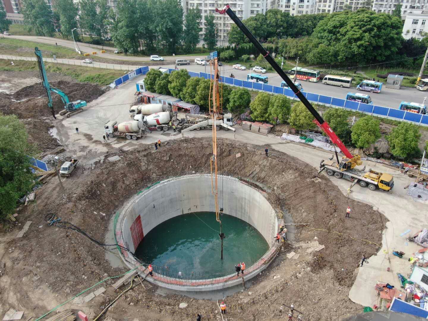 沉井施工图片展示